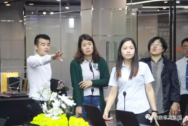 手机AV看片网站家具二樓展