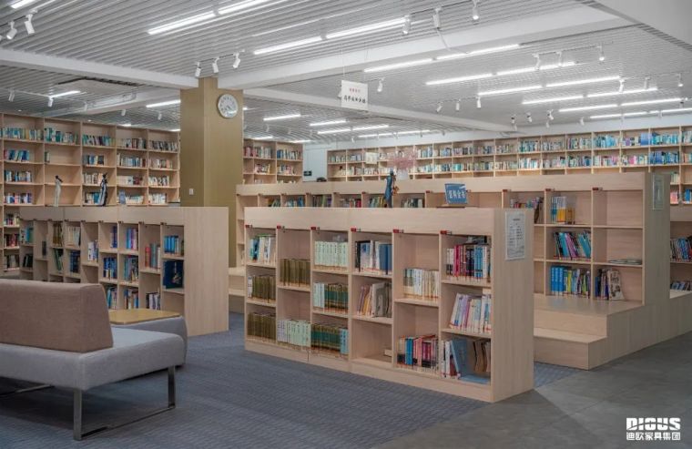 手机AV看片网站圖書館家具